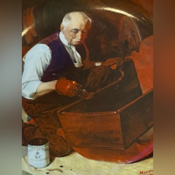 Edwin Knowles Collection of Norman Rockwell Plate Depicting “Grandpa’s Gift” - Picture 6 of 8